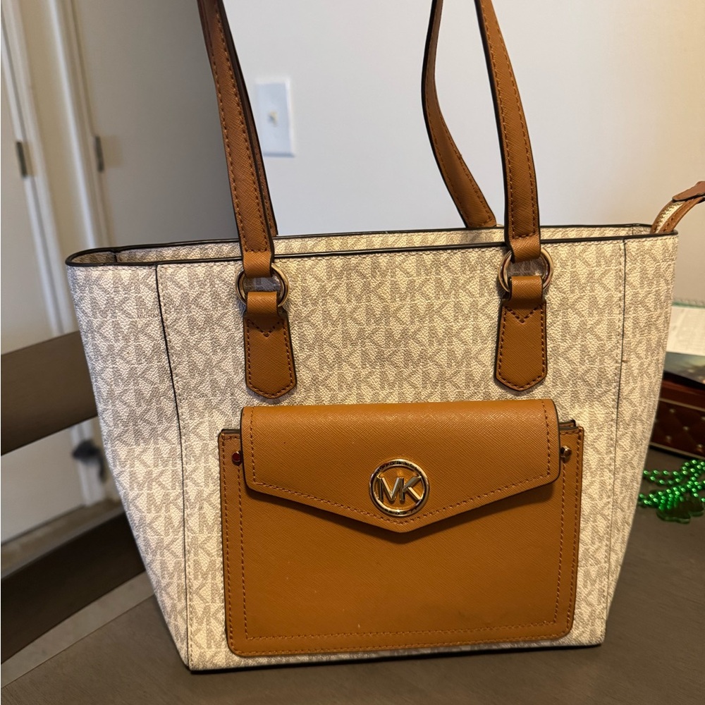 Michael Kors Tan and Cream Tote Bag